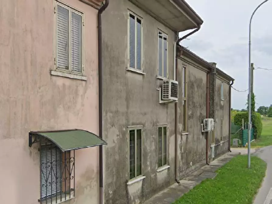 Immagine 9 di Villetta a schiera in vendita  in Via Casette 15 a Terrazzo