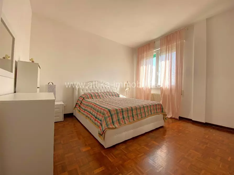 Immagine 9 di Appartamento in vendita  in Viale Giovanni Amendola 28 a Rovigo