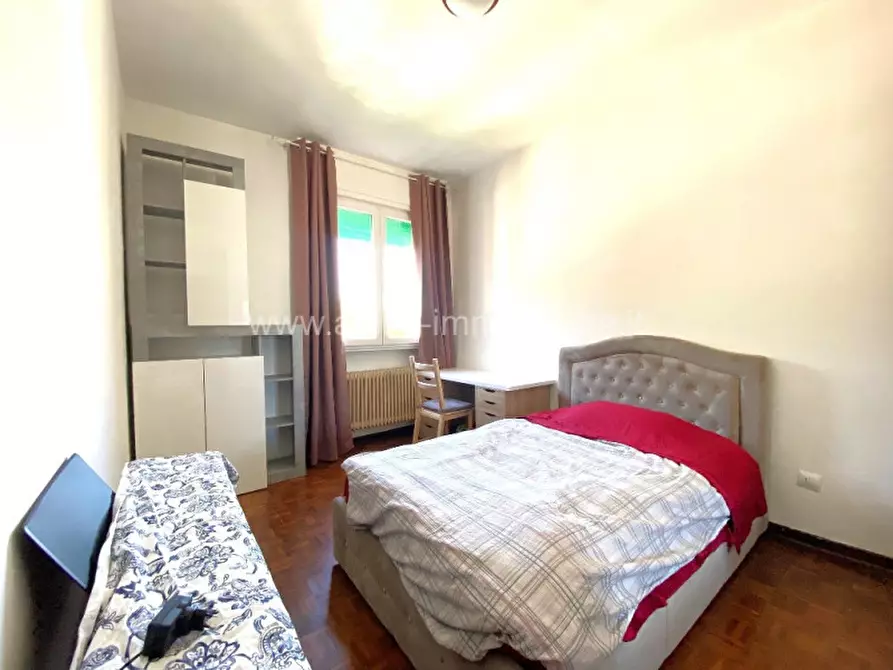 Immagine 11 di Appartamento in vendita  in Viale Giovanni Amendola 28 a Rovigo
