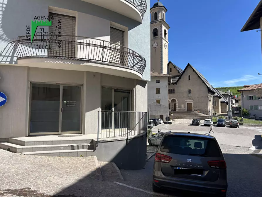 Immagine 12 di Ufficio in affitto  a Ville D'anaunia