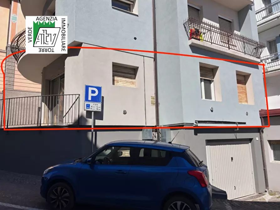 Immagine 13 di Ufficio in affitto  a Ville D'anaunia