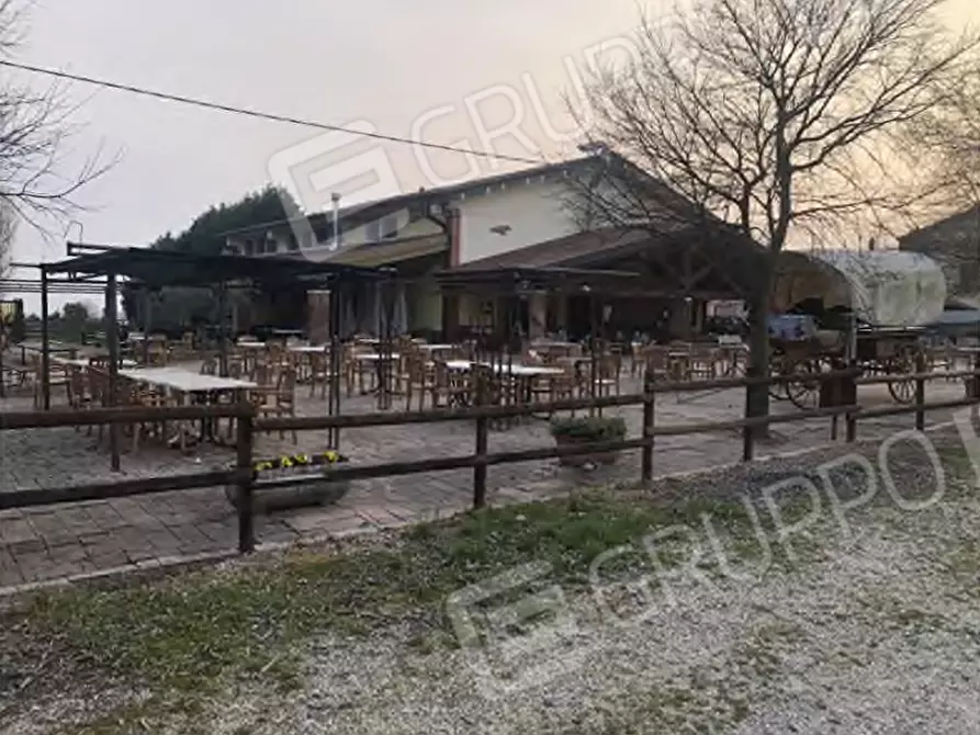 Immagine 21 di Agriturismo in vendita  in Via Barbarago 9 a Sona