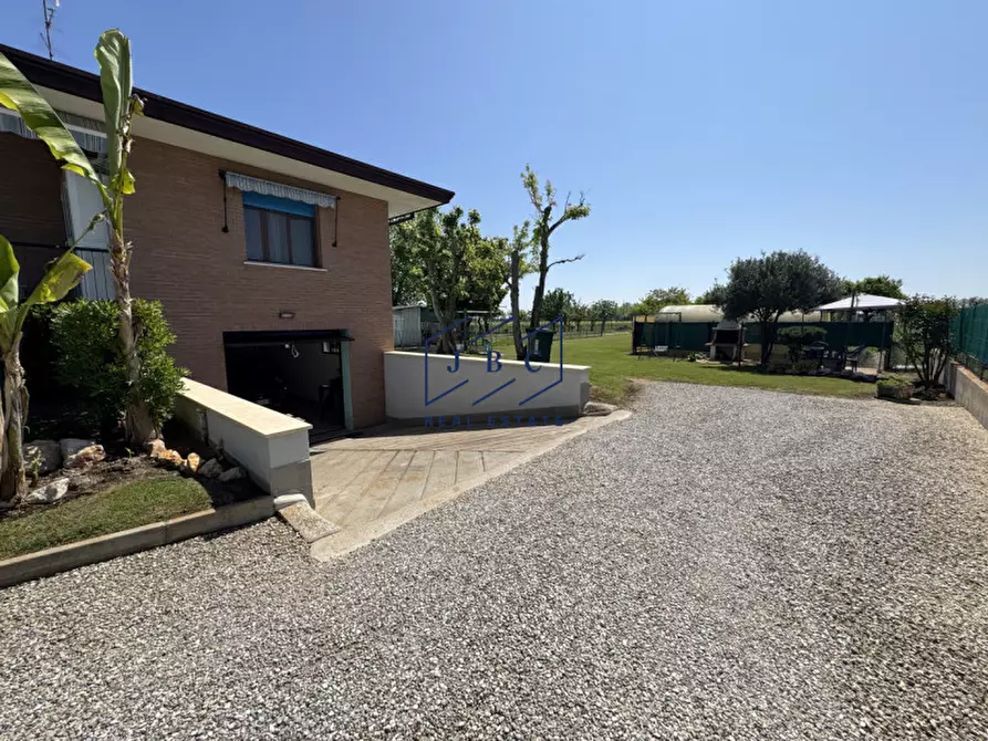 Immagine 33 di Casa indipendente in vendita  in Via Chiesanuova a San Donà Di Piave