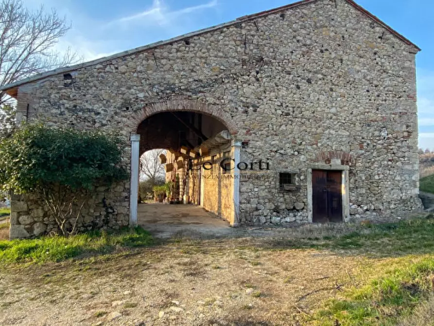 Immagine 5 di Rustico / casale in vendita  a Sarego