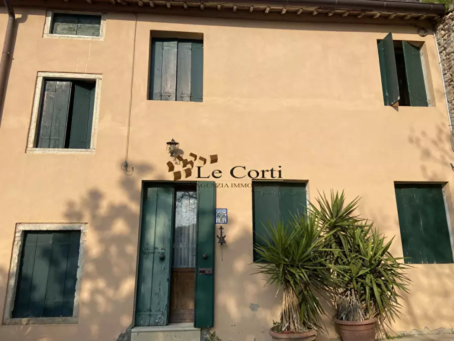 Immagine 12 di Rustico / casale in vendita  a Sarego
