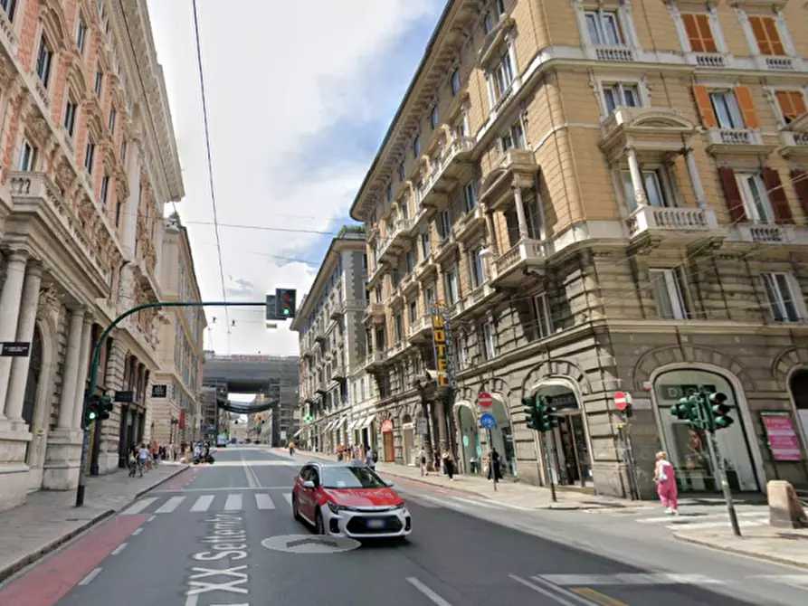 Immagine 2 di Ufficio in vendita  in via xx settembre a Genova