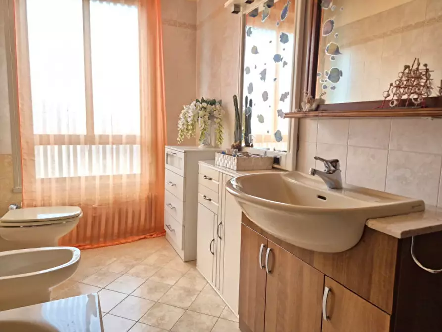 Immagine 8 di Appartamento in vendita  in Via Buonarroti 35 a Bassano Del Grappa