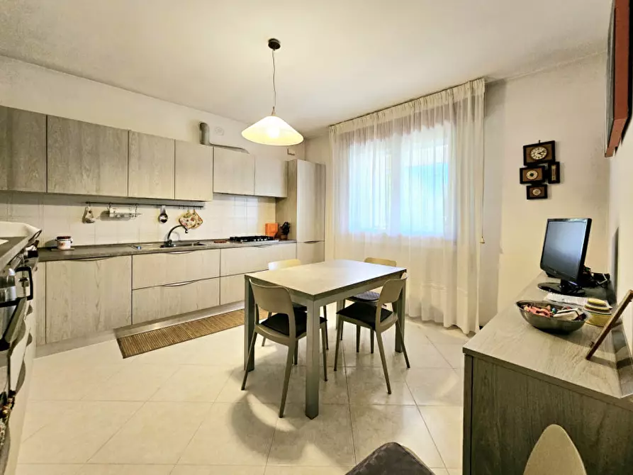 Immagine 3 di Casa indipendente in vendita  in VIA BRUSCHETTA a Megliadino San Vitale