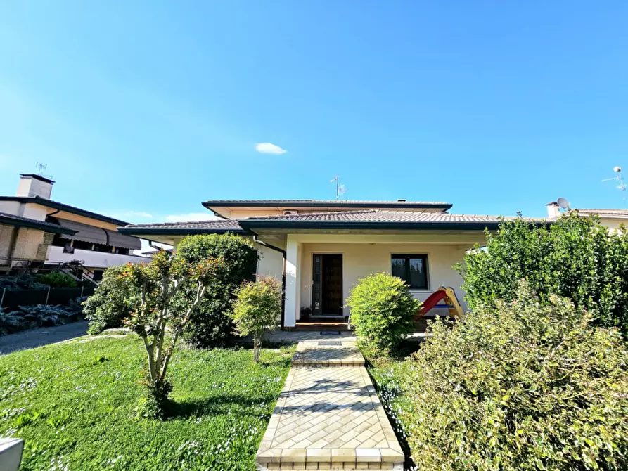 Immagine 24 di Casa indipendente in vendita  in VIA BRUSCHETTA a Megliadino San Vitale