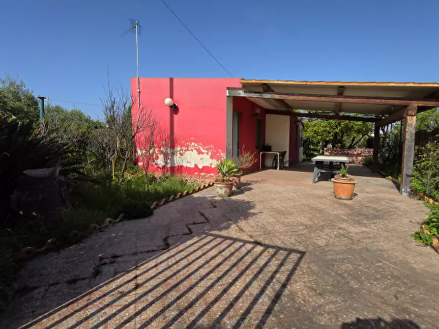 Immagine 13 di Magazzino in vendita  in Via Tenente Giacomo Picciolo a Milazzo