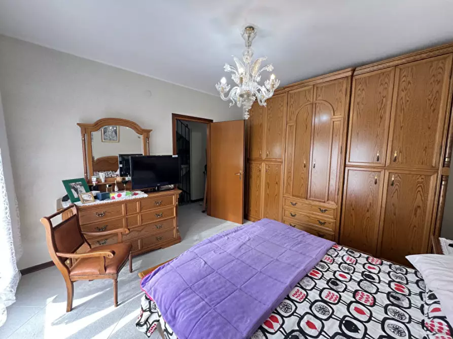 Immagine 20 di Appartamento in vendita  in Via Giovanni Da Verrazzano a Chioggia