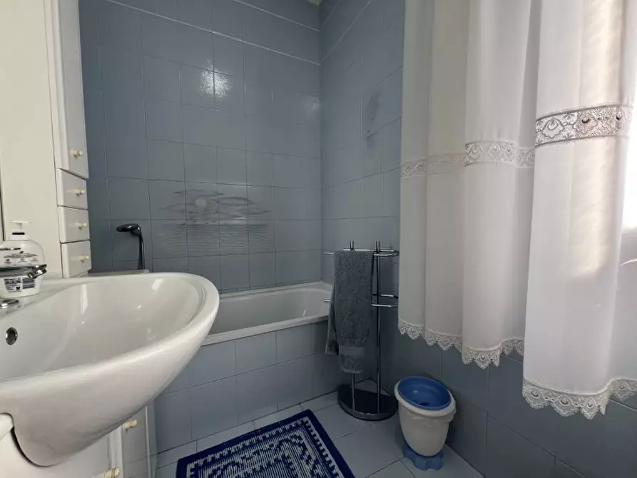 Immagine 28 di Appartamento in vendita  in Via Giovanni Da Verrazzano a Chioggia