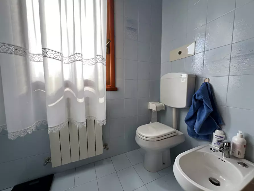 Immagine 29 di Appartamento in vendita  in Via Giovanni Da Verrazzano a Chioggia