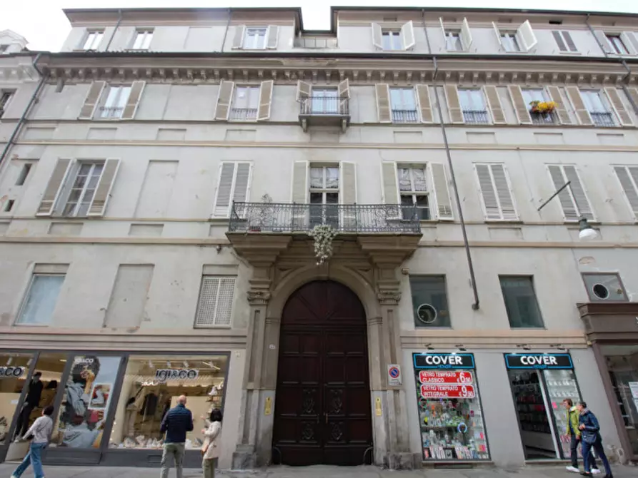 Immagine 2 di Appartamento in vendita  in Via Giuseppe Garibaldi, 53 a Torino