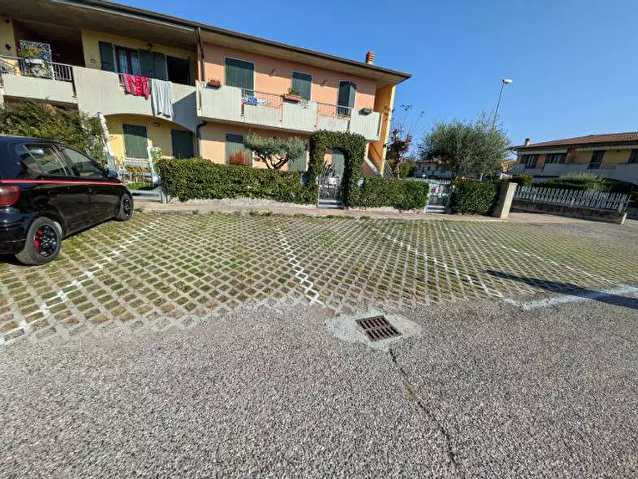 Immagine 10 di Appartamento in vendita  in Via Risorgimento 5 a Castelnuovo Del Garda