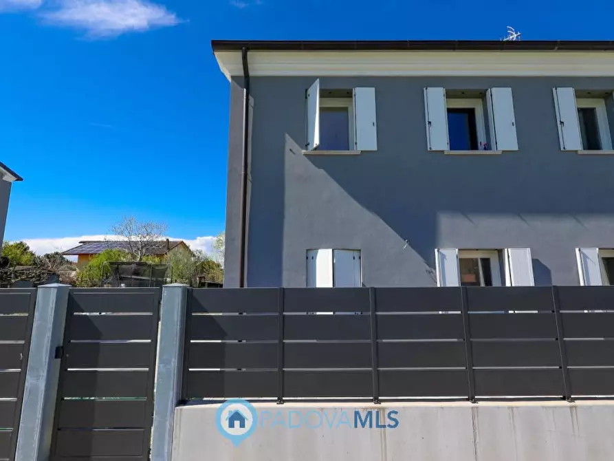 Immagine 6 di Casa bifamiliare in vendita  in Via Podrecca a Abano Terme