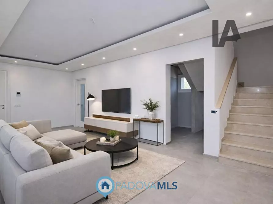 Immagine 17 di Casa bifamiliare in vendita  in Via Podrecca a Abano Terme