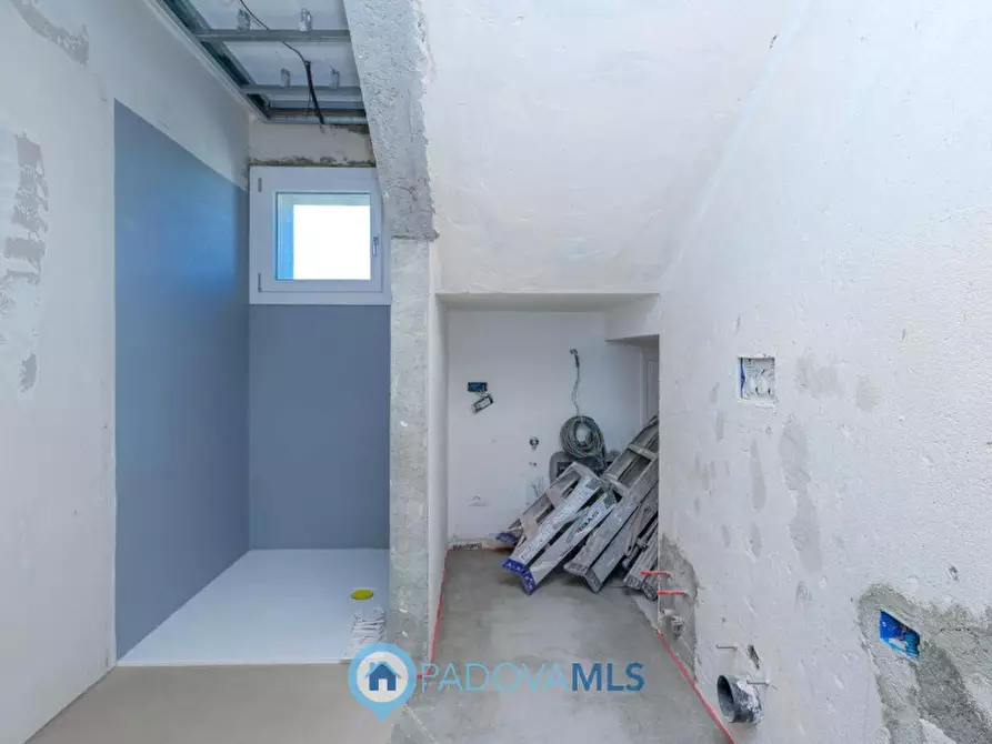 Immagine 19 di Casa bifamiliare in vendita  in Via Podrecca a Abano Terme