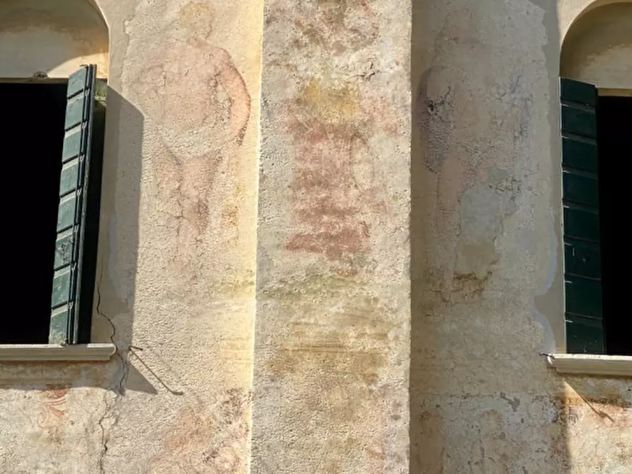 Immagine 9 di Villa in vendita  in via San Pio X 34/a a Castelfranco Veneto