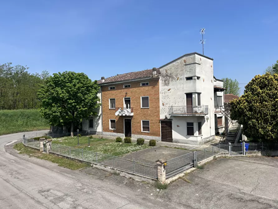 Immagine 2 di Casa bifamiliare in vendita  in strada provinciale per cremona n. 8 a San Secondo Parmense