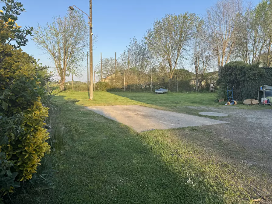 Immagine 18 di Casa bifamiliare in vendita  in strada provinciale per cremona n. 8 a San Secondo Parmense