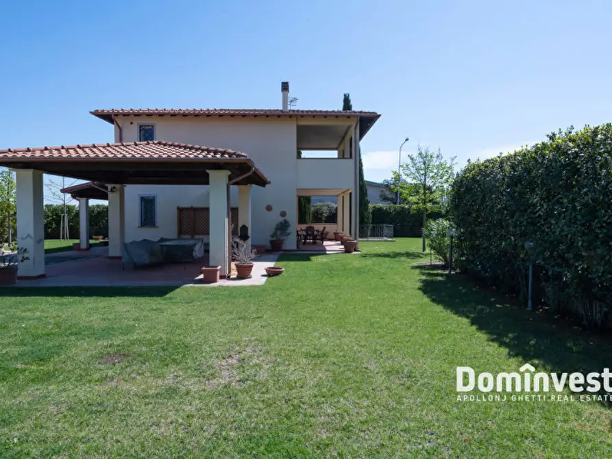 Immagine 1 di Villa in vendita  in Via Origlio a Capalbio