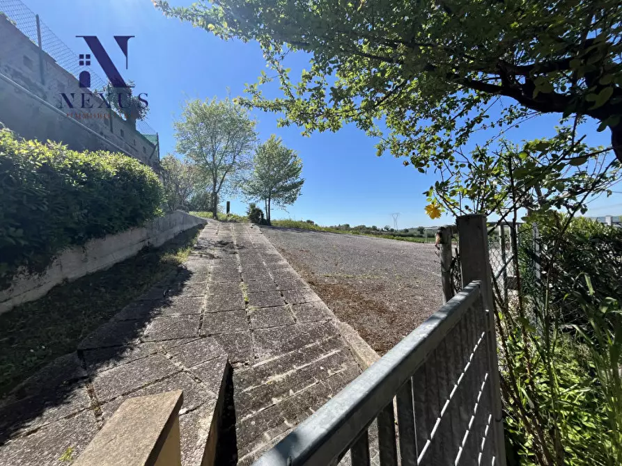 Immagine 10 di Appartamento in vendita  in Strada per San Costanzo a San Costanzo