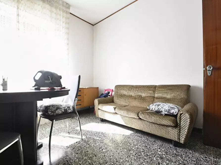 Immagine 9 di Casa bifamiliare in vendita  in Via Asiago 20 a Bussolengo