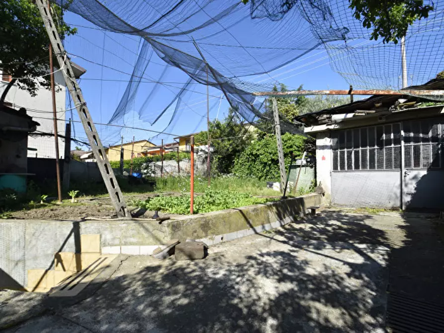Immagine 30 di Casa bifamiliare in vendita  in Via Asiago 20 a Bussolengo