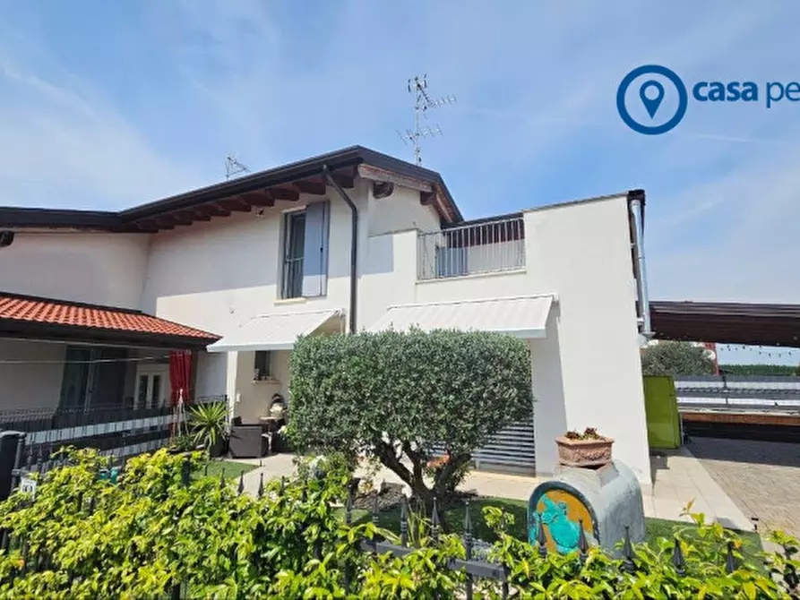 Immagine 2 di Casa trifamiliare in vendita  in Via San Modesto Martire a Cerea