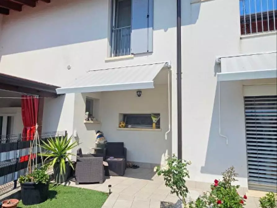 Immagine 4 di Casa trifamiliare in vendita  in Via San Modesto Martire a Cerea