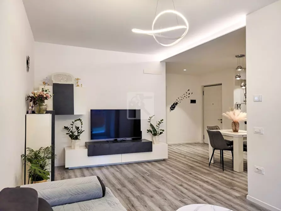 Immagine 7 di Appartamento in vendita  in Via Giacomo Bozzoni a Riva Del Garda