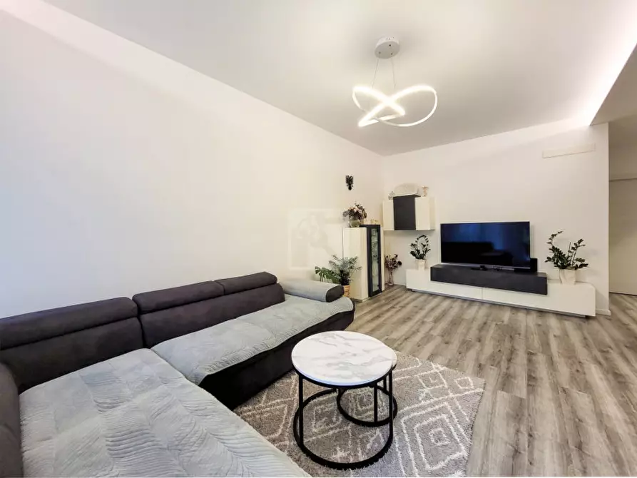 Immagine 10 di Appartamento in vendita  in Via Giacomo Bozzoni a Riva Del Garda