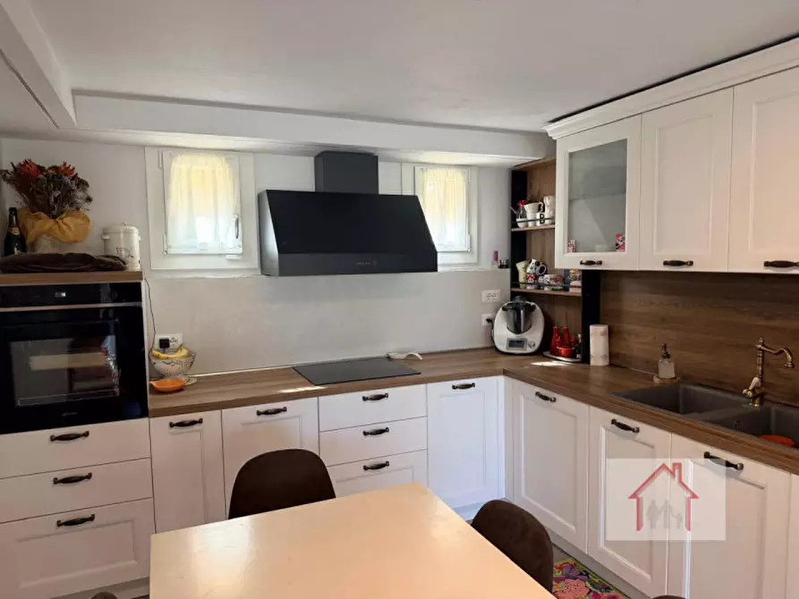 Immagine 4 di Casa indipendente in vendita  a Giavera Del Montello