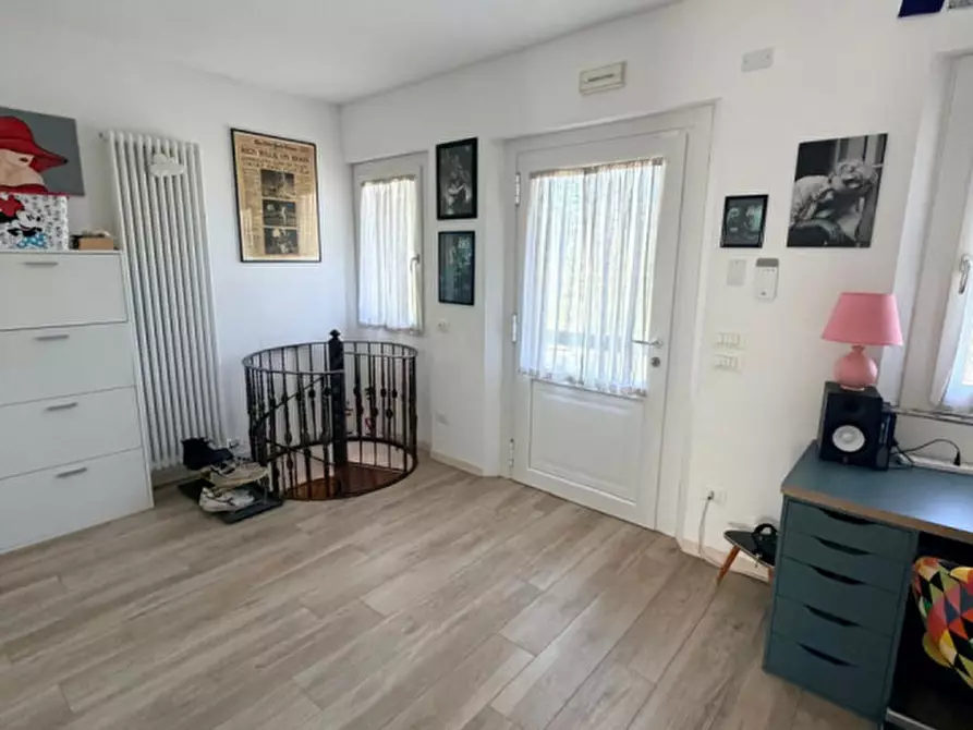 Immagine 13 di Casa indipendente in vendita  a Giavera Del Montello