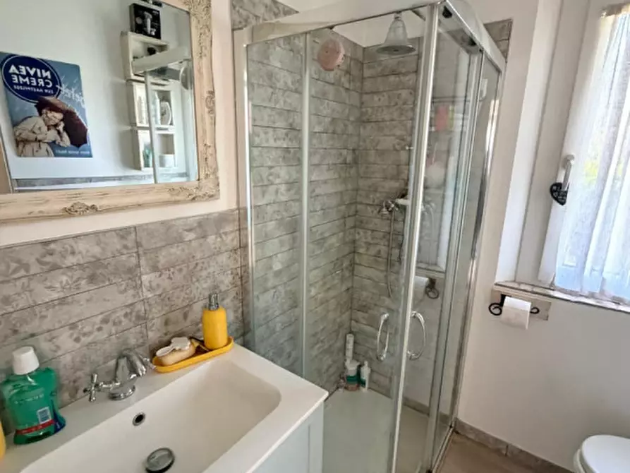 Immagine 19 di Casa indipendente in vendita  a Giavera Del Montello