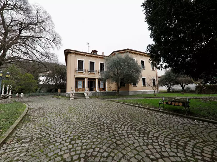 Immagine 1 di Casa indipendente in vendita  in Via Santo Stefano a Este