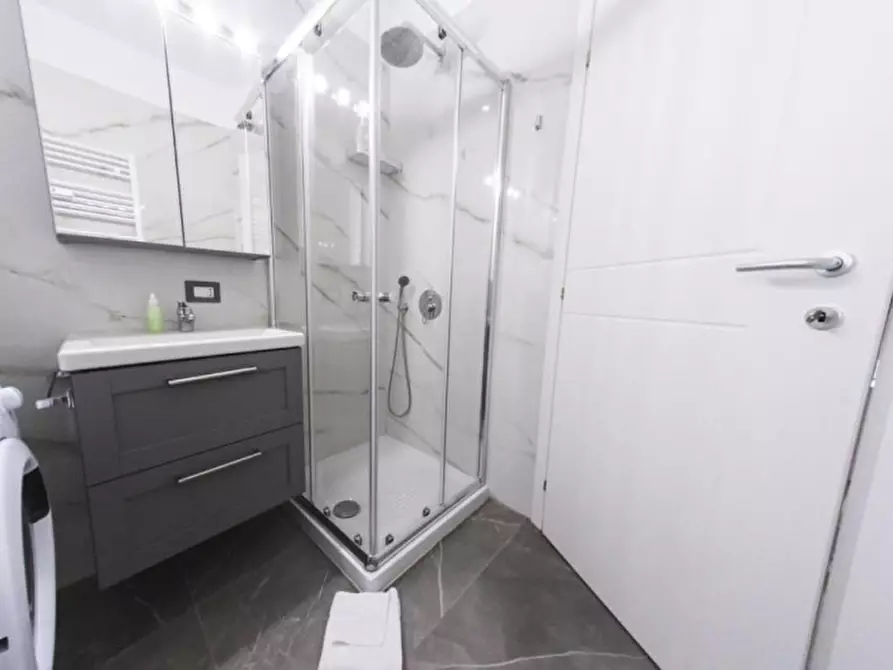 Immagine 31 di Appartamento in affitto  in Via Palmanova a Milano