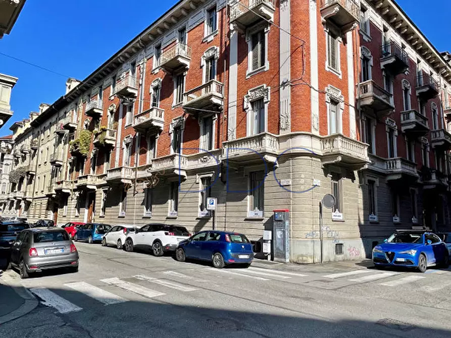 Immagine 1 di Appartamento in vendita  in Via Amedeo Peyron 14 a Torino