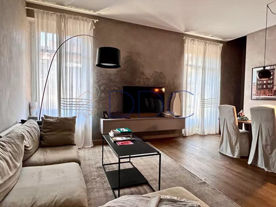 Immagine 2 di Appartamento in vendita  in Via Amedeo Peyron 14 a Torino