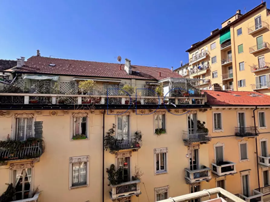 Immagine 16 di Appartamento in vendita  in Via Amedeo Peyron 14 a Torino