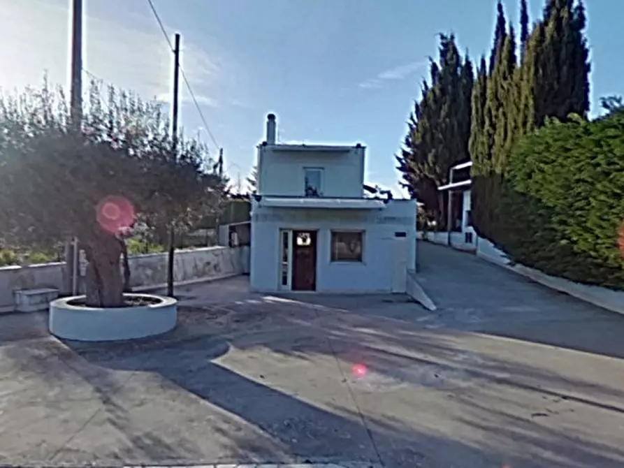 Immagine 9 di Villa in vendita  in SS 172 a Putignano