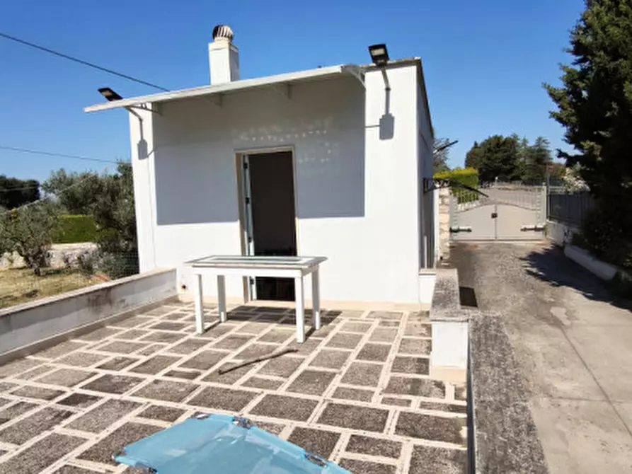 Immagine 17 di Villa in vendita  in SS 172 a Putignano