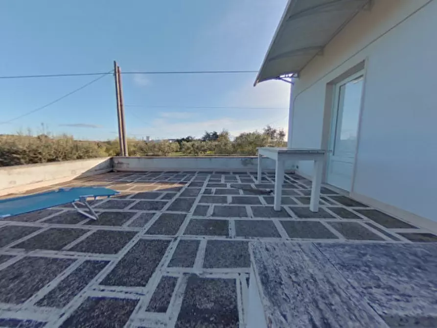 Immagine 19 di Villa in vendita  in SS 172 a Putignano