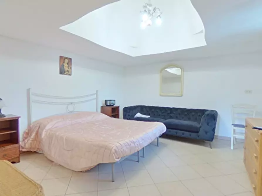 Immagine 23 di Villa in vendita  in SS 172 a Putignano