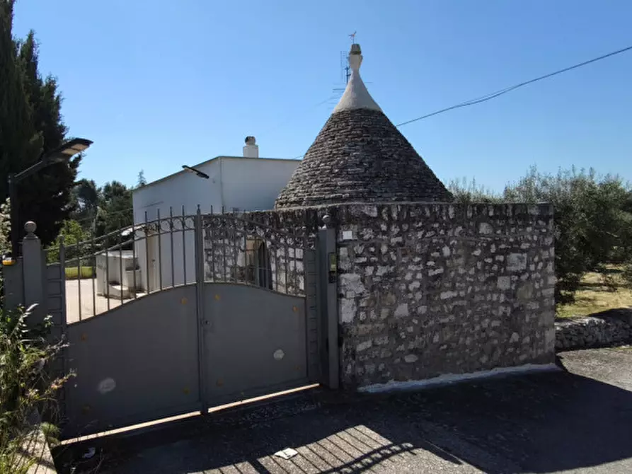Immagine 40 di Villa in vendita  in SS 172 a Putignano