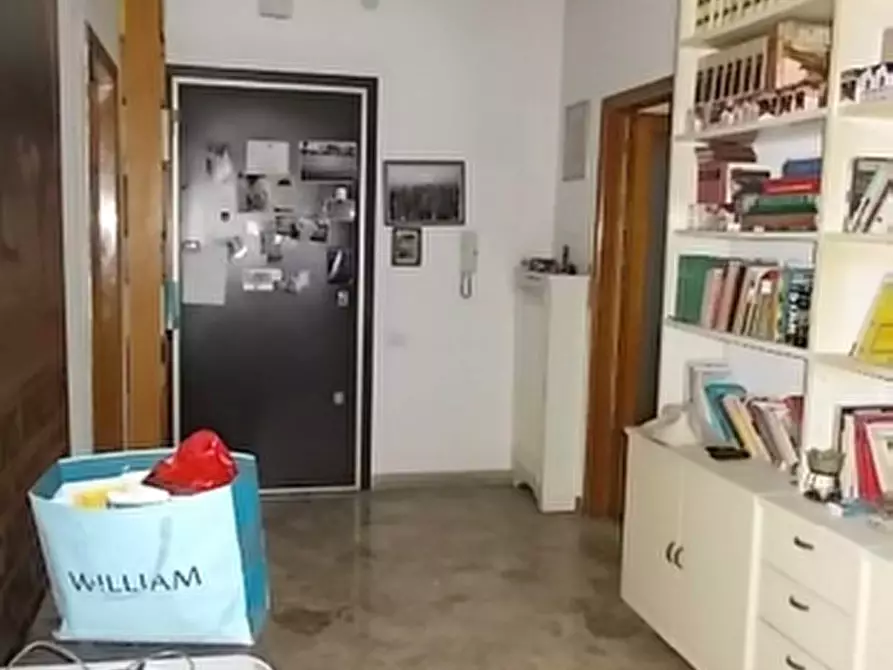 Immagine 4 di Appartamento in vendita  in Piazza del Mercato, 14 a Venezia