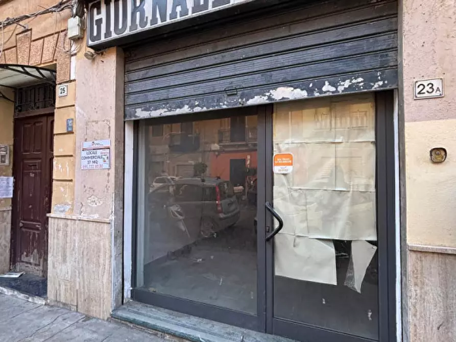 Immagine 2 di Negozio in affitto  in Via Domenico Lancia Di Brolo, 23A a Palermo