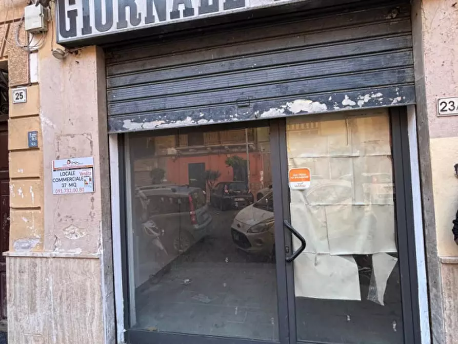 Immagine 3 di Negozio in affitto  in Via Domenico Lancia Di Brolo, 23A a Palermo