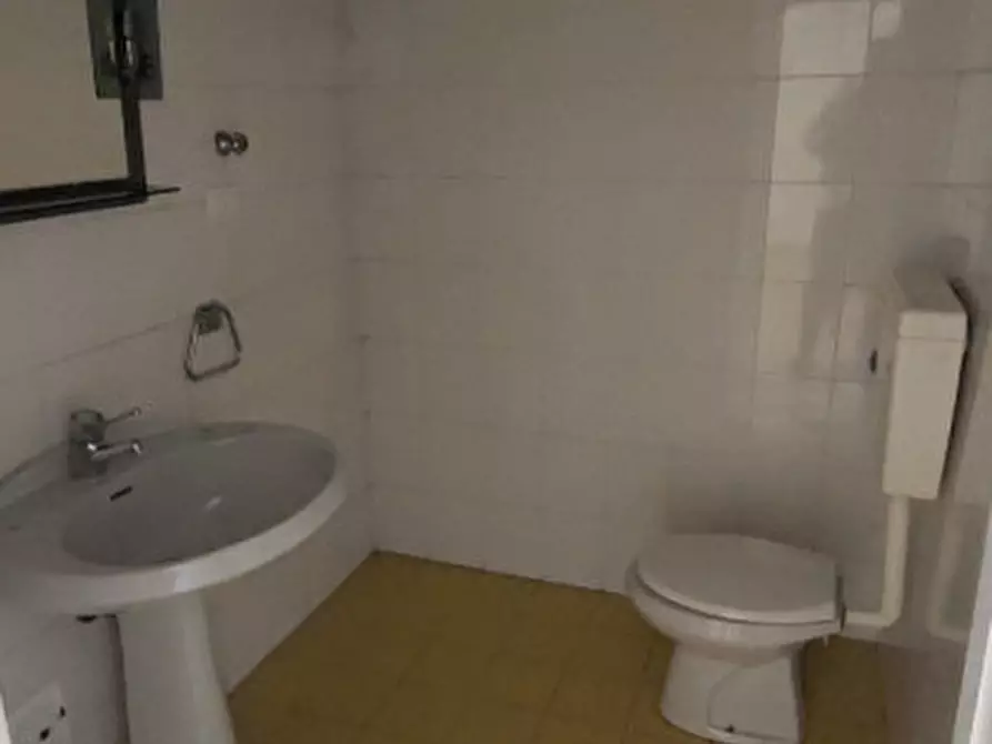 Immagine 9 di Ufficio in affitto  in Via XX Settembre, 11 a Piazzola Sul Brenta